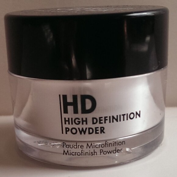 2 For 1: Make Up For Ever HD Powder & Smashbox Photo Finish Primer - Picture 4 of 6